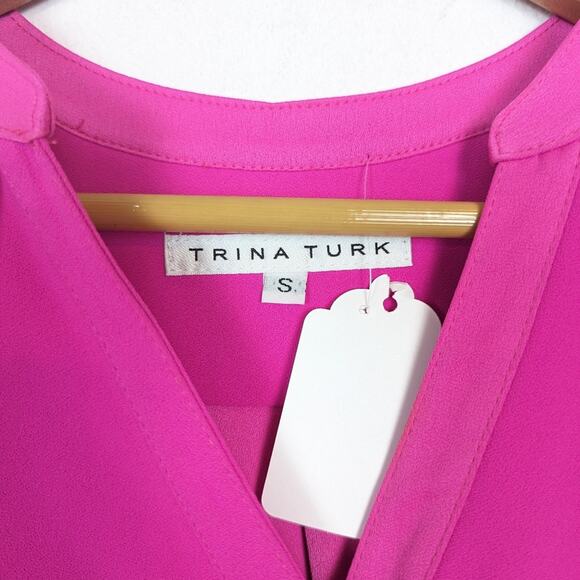 Trina Turk Pink Priya Crepe Sleeveless Split Neck Top Size S - Picture 4 of 7